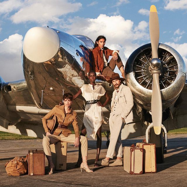 Travel Outfits: Packing Smart for Early-Fall Escapes