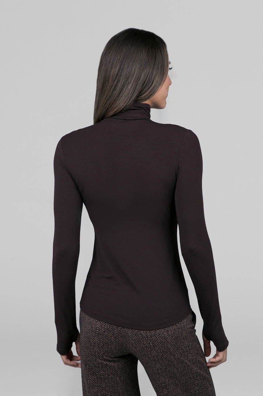 GRACE TURTLENECK: GANACHE