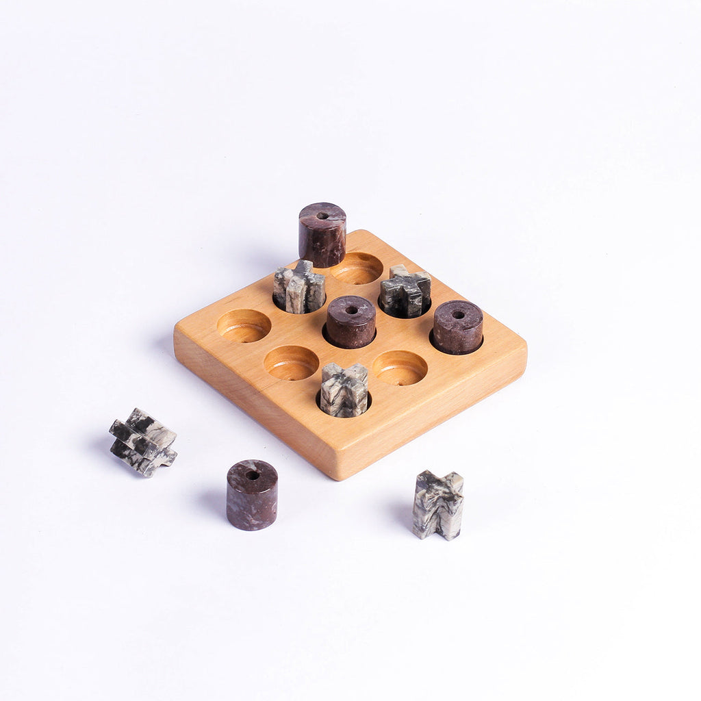 Tic Tac Toe Stone Game
