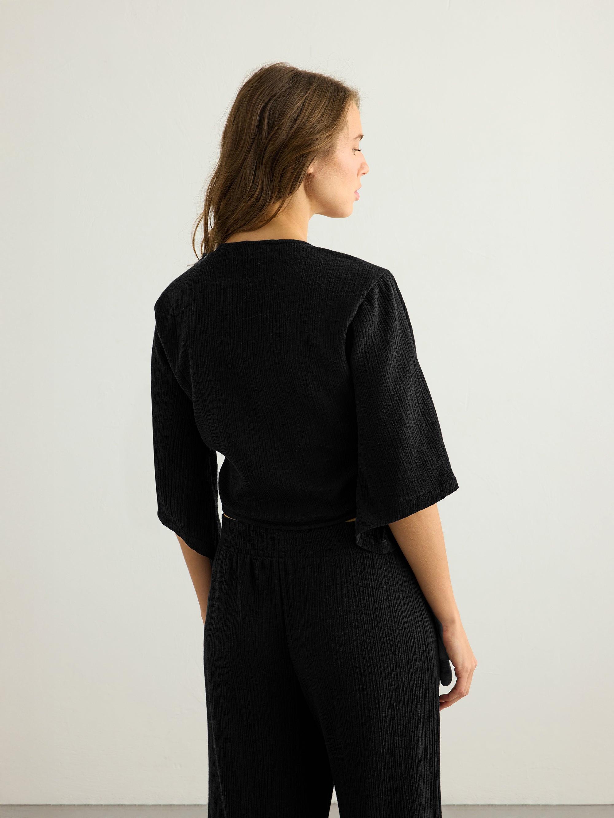 Aura Wrap Top - Black