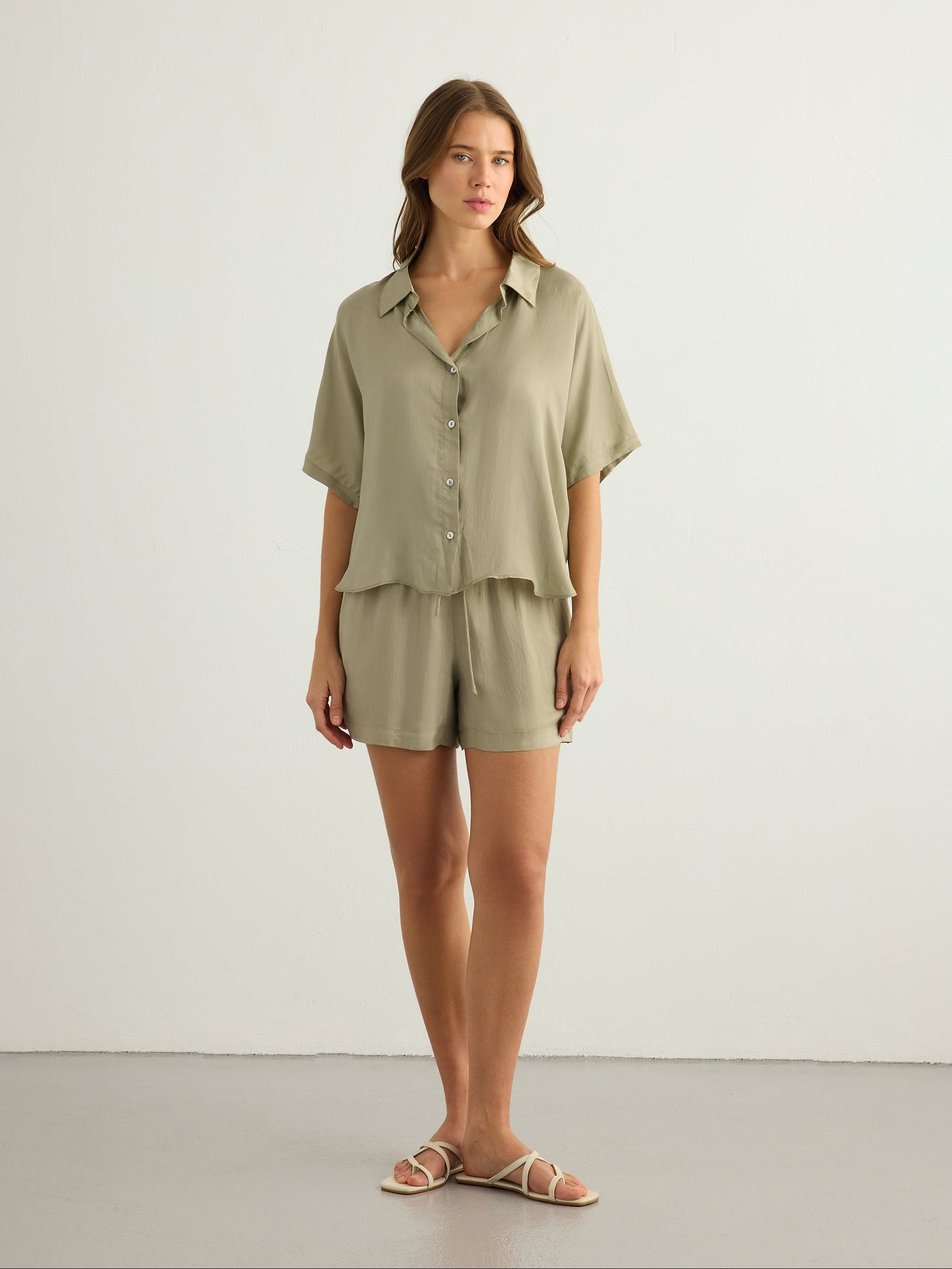 Lucid Flow Shirt - Khaki Green