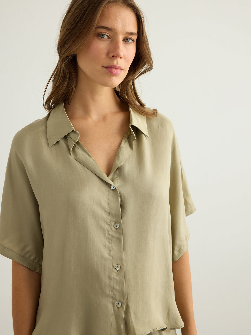 Lucid Flow Shirt - Khaki Green