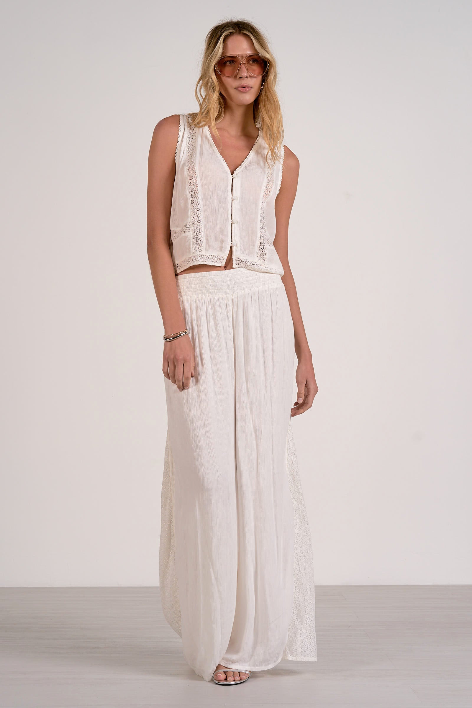 Reema Top Off White