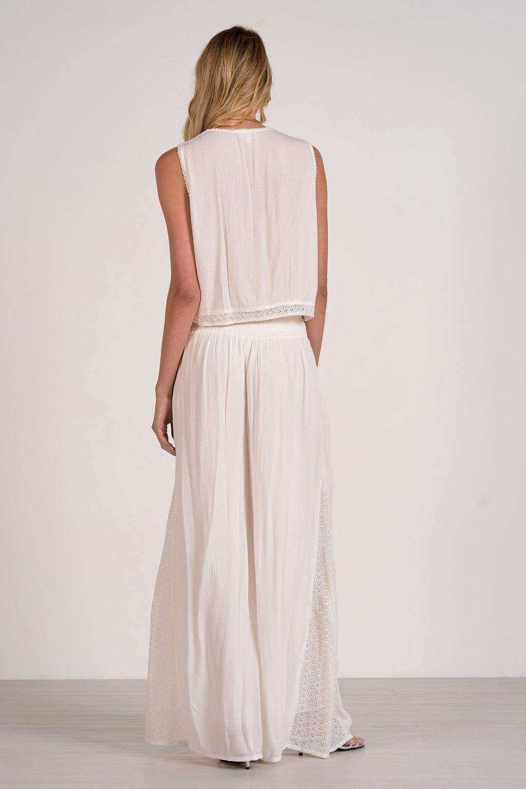 Reema Top Off White