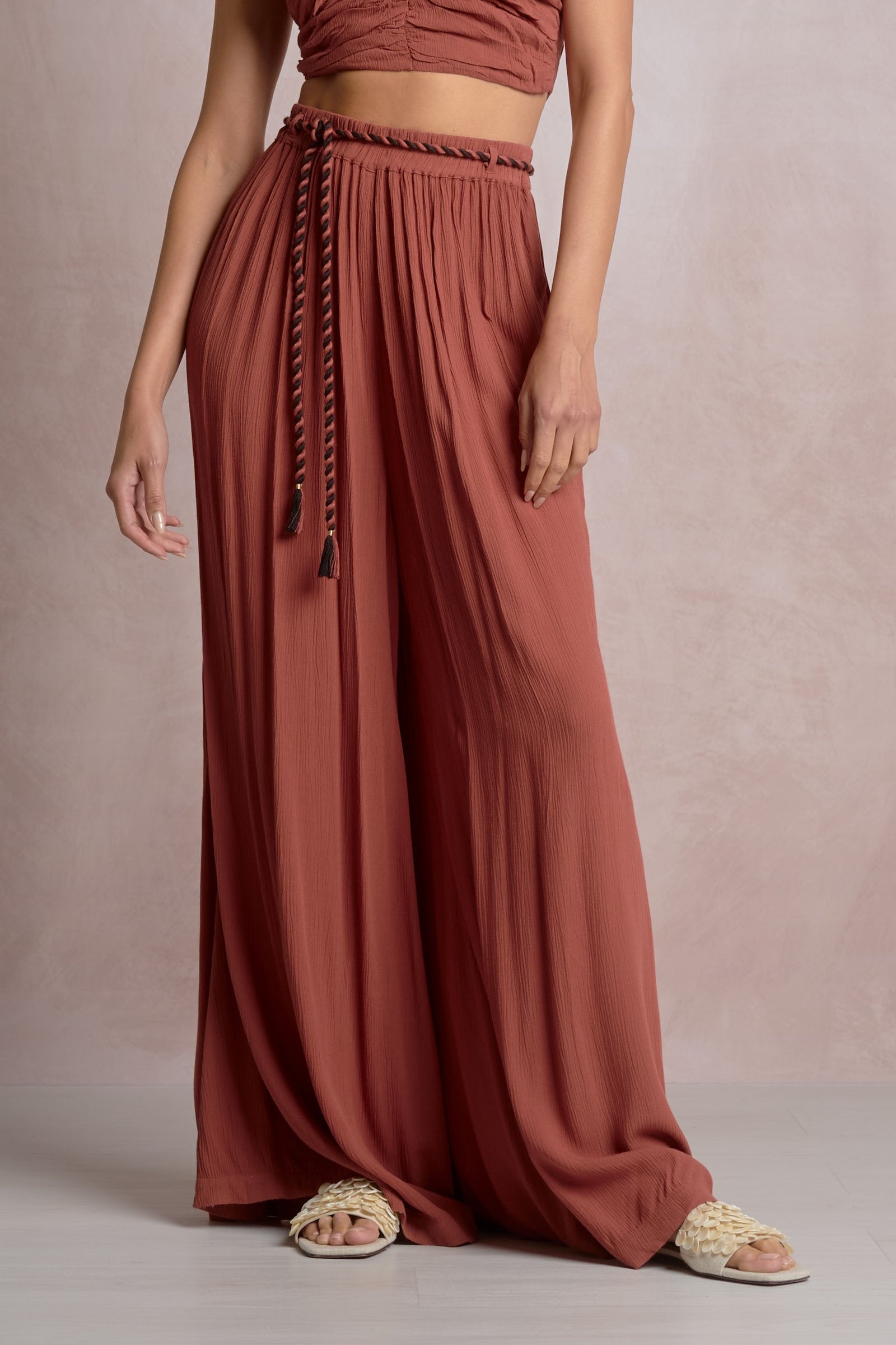 Raia Pant