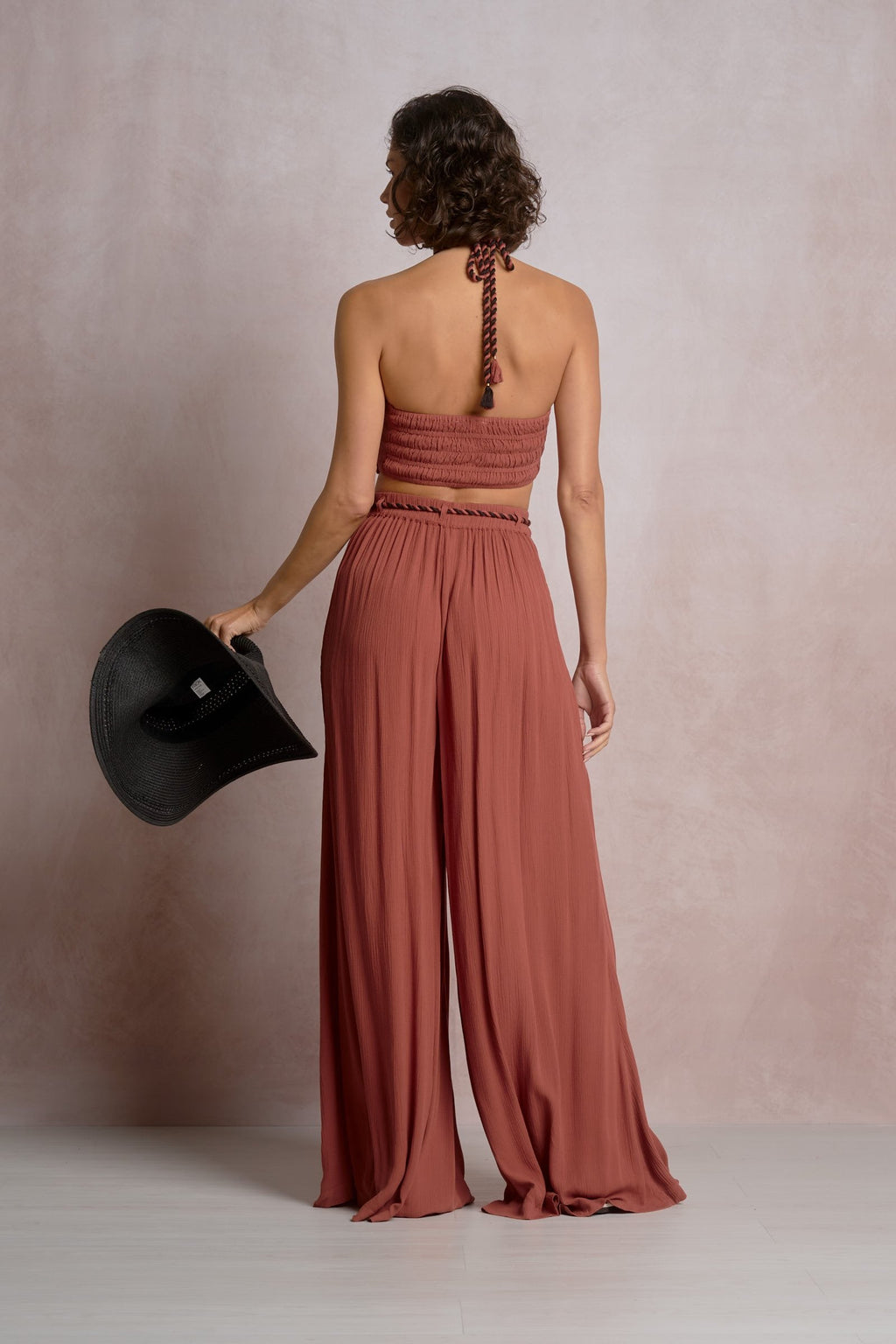 Raia Pant