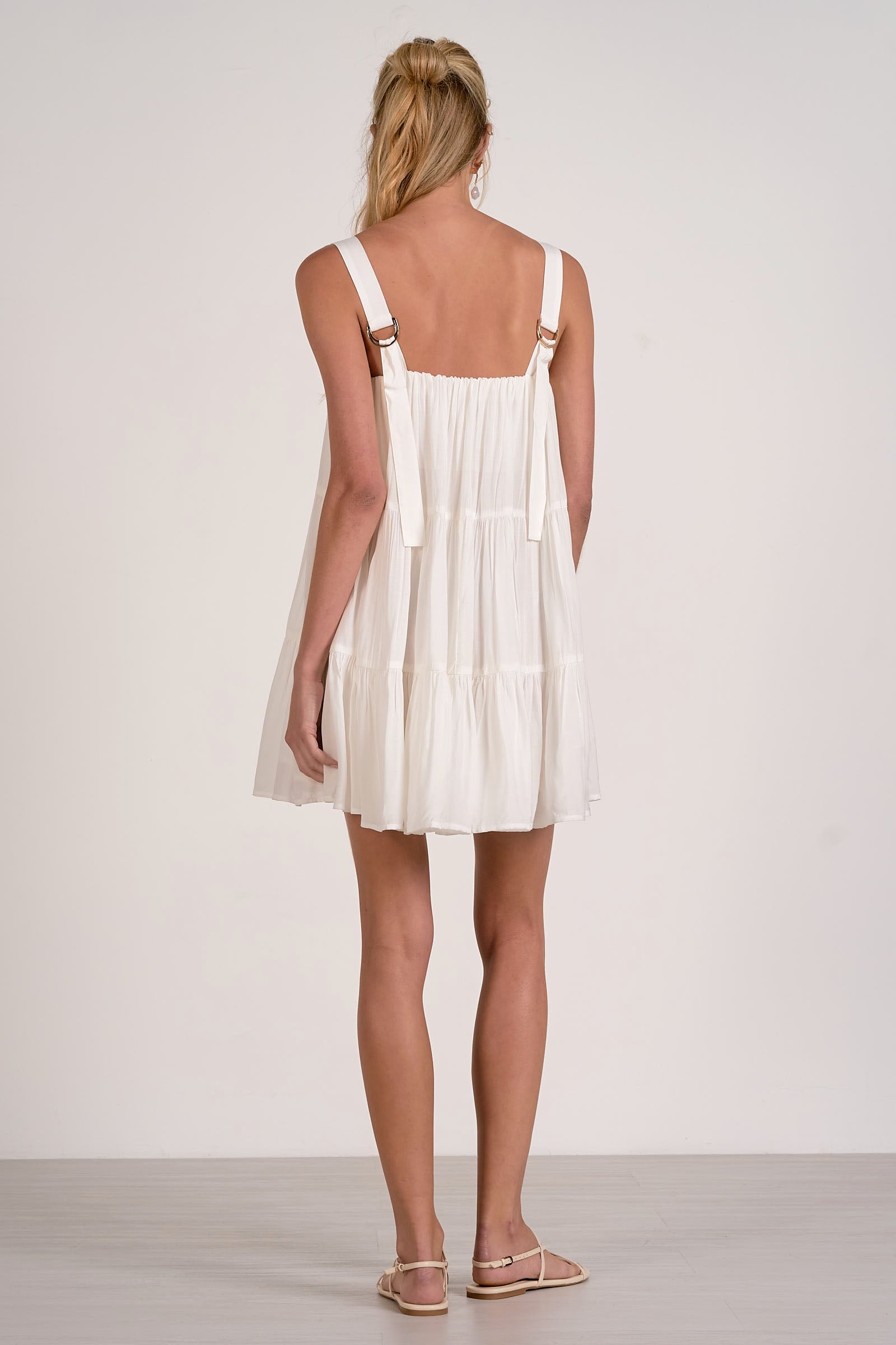 Vaura Dress