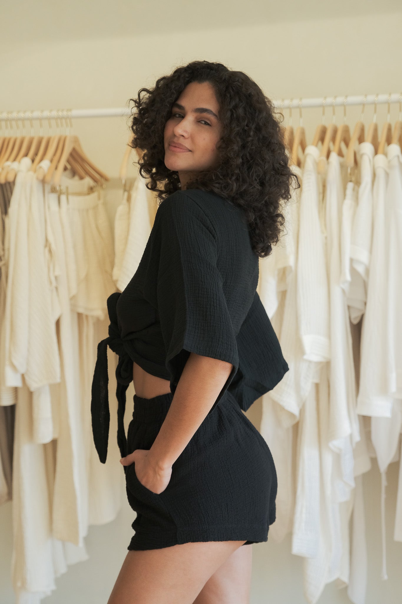 Echo Boy Short - Black